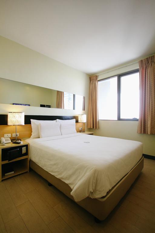 Go Hotels Iloilo Cameră foto